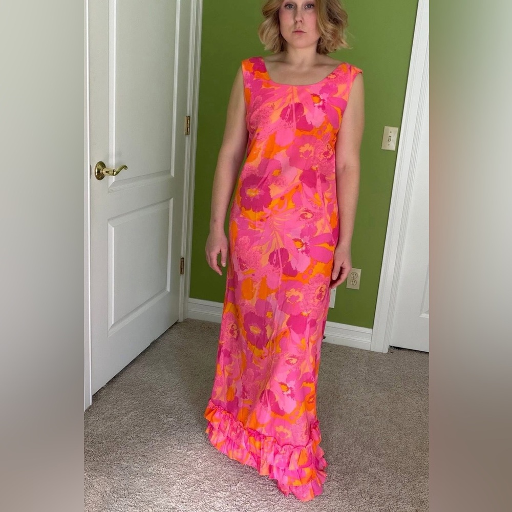 Vintage floral tropical Hawaiin maxi dress